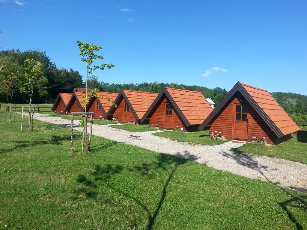 Bungalows Rizvan City Brusane Bilik gambar